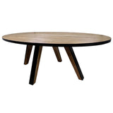 Ontdek hedendaags meubeldesign met tijdloze charme in onze Ovale Eettafel Milano, gemaakt van duurzaam acaciahout en metaal.